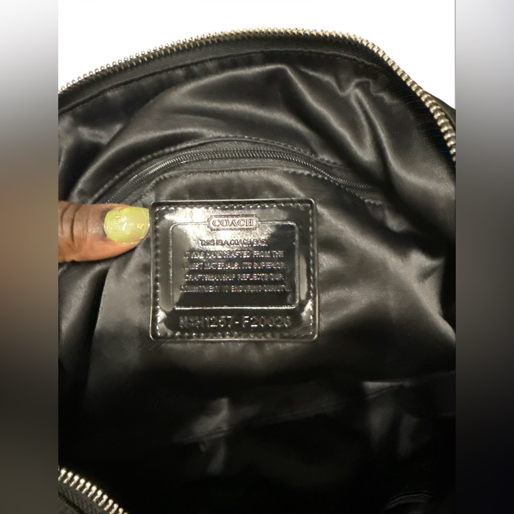 Coach Poppy Signature Shoulder Bag - Picture 4 of 10